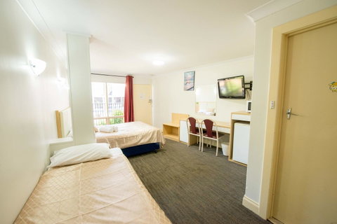Jacksons Motor Inn - Holiday Cairns 23