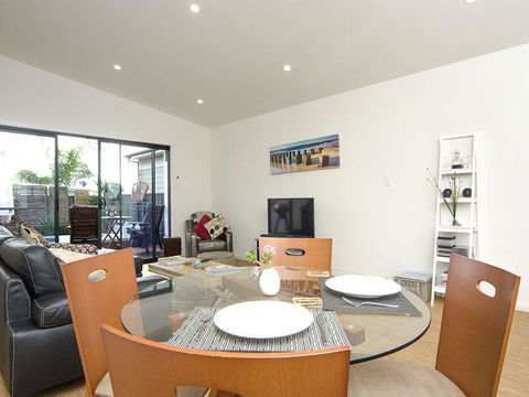 Seagrass Villas Normanville - Holiday Cairns 16