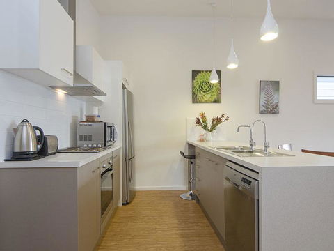 Seagrass Villas Normanville - Holiday Cairns 10