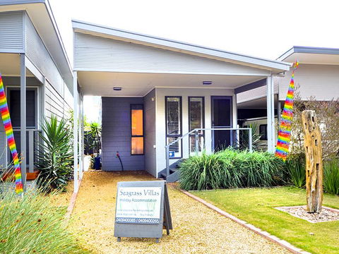 Seagrass Villas Normanville - Holiday Cairns 6
