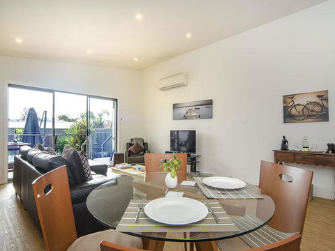 Seagrass Villas Normanville - Holiday Cairns 9