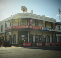 Commercial Hotel Morgan - Holiday Cairns