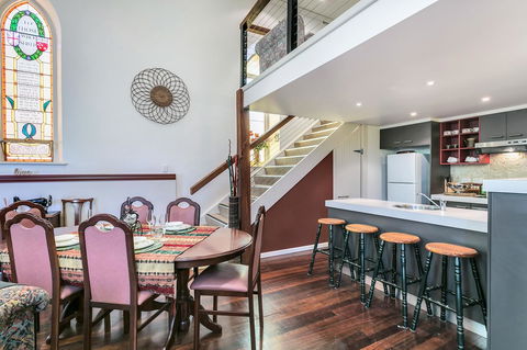 \'THE CHURCH\' Guest Home, Gawler Barossa Region - Holiday Cairns 2