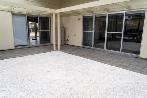 Gawler Townhouse 3 Bedroom - Holiday Cairns 25