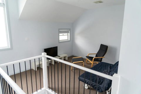 Gawler Townhouse 3 Bedroom - Holiday Cairns 8