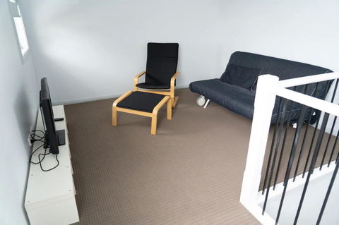 Gawler Townhouse 3 Bedroom - Holiday Cairns 5