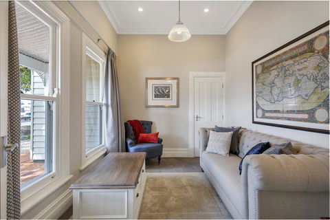 Grandview Accommodation - The Elm Tree Apartments - Holiday Cairns 21