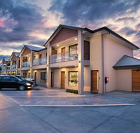 Renmark Holiday Apartment - Holiday Cairns
