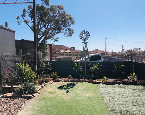 Aussie Opal Diggers Outback Retreat-Undergound - Holiday Cairns 23