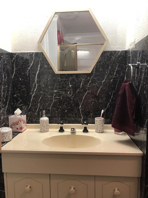 Aussie Opal Diggers Outback Retreat-Undergound - Holiday Cairns 12