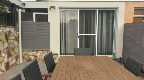 Christophers Villa - Holiday Cairns 3