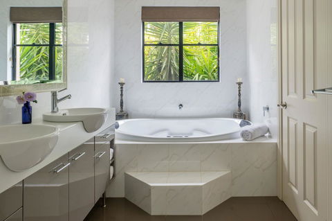 Barossa Shiraz Estate - Holiday Cairns 18