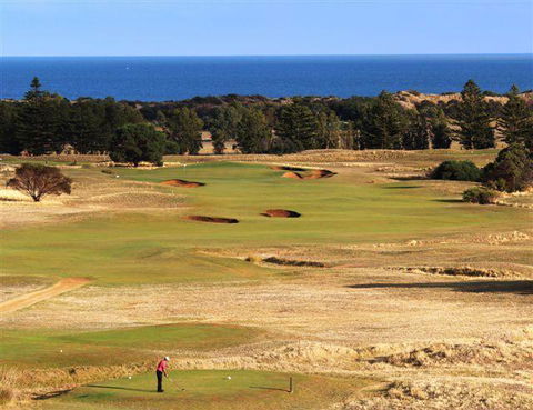 Lady Bay Hotel - Holiday Cairns 22