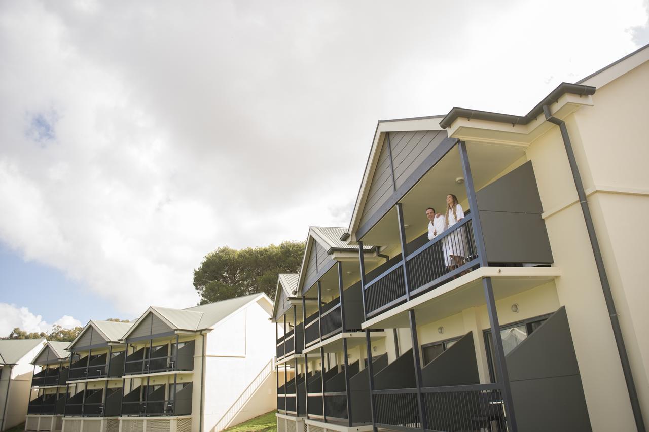Rowland Flat SA Holiday Cairns