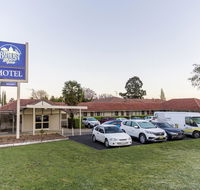 Bathurst Motor Inn - Holiday Cairns