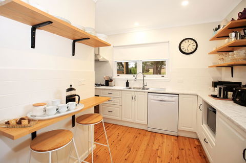 Hudson Bay @ Basin View-Pet Friendly-15 Mins To Hyams Beach - Holiday Cairns 5