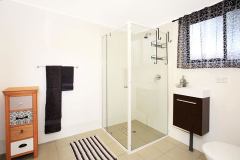 Hudson Bay @ Basin View-Pet Friendly-15 Mins To Hyams Beach - Holiday Cairns 27