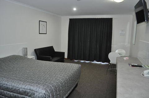 Keith Motor Inn - Holiday Cairns 15