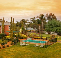 Clare Country Club - Holiday Cairns
