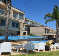 The Bluff Resort Apartments - Holiday Cairns