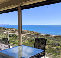 Ochre Point Beach House on Moana Seafront - Holiday Cairns