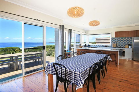 Culburra Beachhouse - Holiday Cairns 6