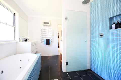 Culburra Beachhouse - Holiday Cairns 22