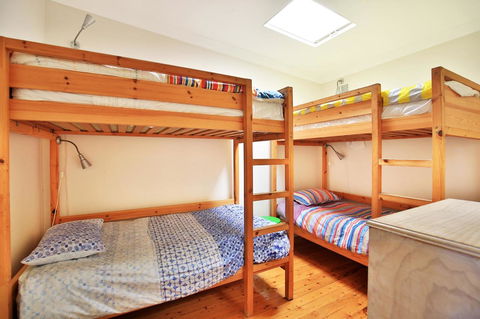 Culburra Beachhouse - Holiday Cairns 21