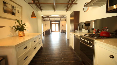 Irongate Studio B&B - Holiday Cairns 18