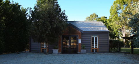 Irongate Studio B&B - Holiday Cairns 10