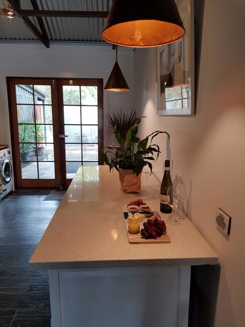 Irongate Studio B&B - Holiday Cairns 6