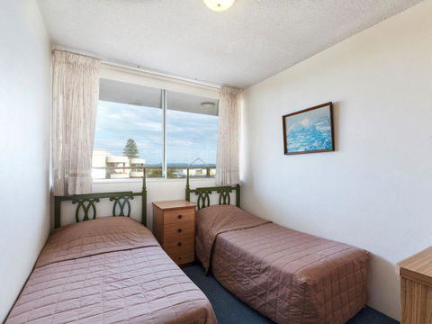 Ebbtide 25 - Holiday Cairns 5