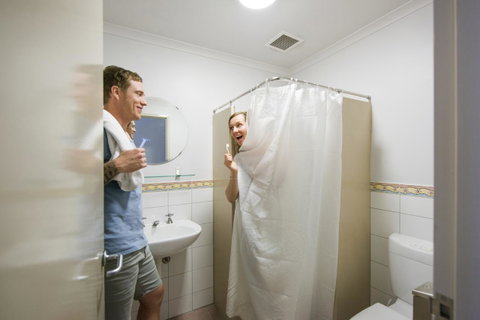 YHA Adelaide Central - Holiday Cairns 19