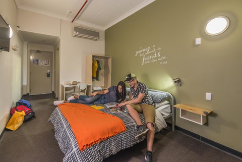 YHA Adelaide Central - Holiday Cairns 36