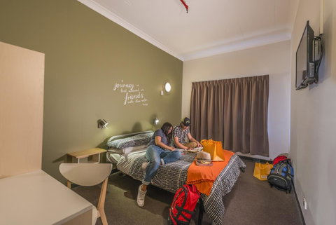 YHA Adelaide Central - Holiday Cairns 39