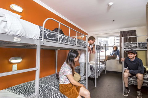 YHA Adelaide Central - Holiday Cairns 21
