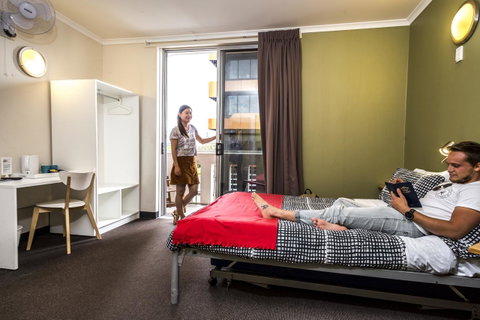 YHA Adelaide Central - Holiday Cairns 22