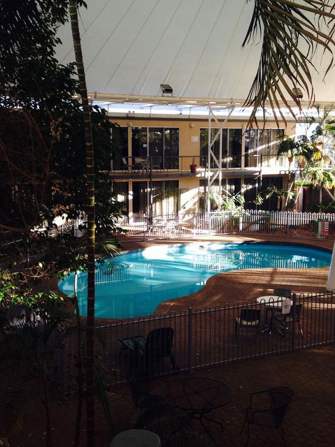 Nightcap At Roxby Downs - Holiday Cairns 5