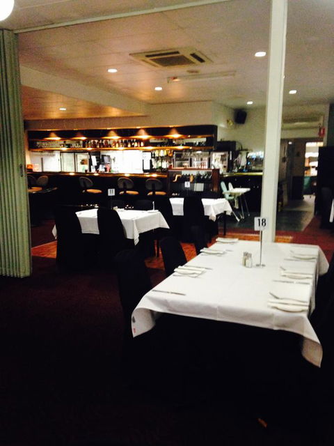 Nightcap At Roxby Downs - Holiday Cairns 13