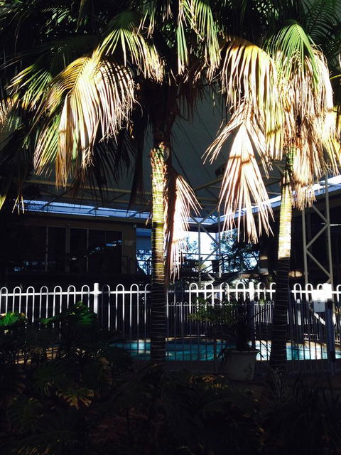 Nightcap At Roxby Downs - Holiday Cairns 8