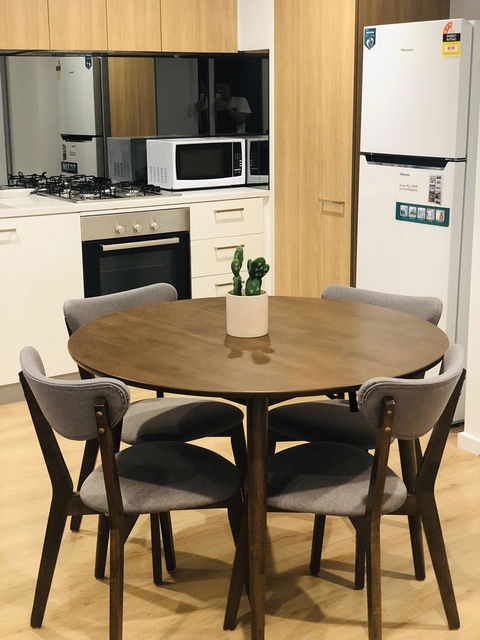 Mid City Apartment - Holiday Cairns 22