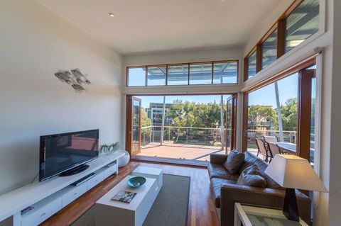 South Shores Villa 52 - Holiday Cairns 5