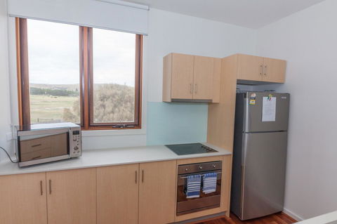 South Shores Trevally Villa 92 - South Shores Normanville - Holiday Cairns 7