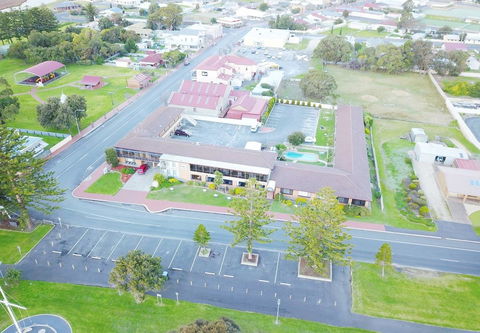 Lacepede Bay Motel - Holiday Cairns 3