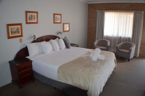 Deer Park Motor Inn Armidale - Holiday Cairns 5
