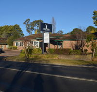 Deer Park Motor Inn - Holiday Cairns