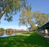 Riverbend Caravan Park Renmark - Holiday Cairns
