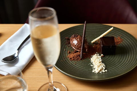 Rydges Newcastle - Holiday Cairns 30