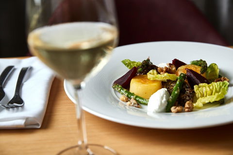 Rydges Newcastle - Holiday Cairns 27