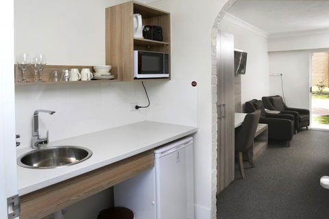 Aston Motel Yamba - Holiday Cairns 35